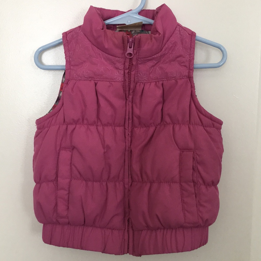 Quilted Puffer Vest for Little Girls. Size: 2T